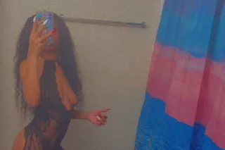 New In Town 💦 lets play☺ - Image 2