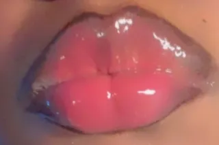 Classy but sassy sexy and sensual it's Miss Juicy - Image 7