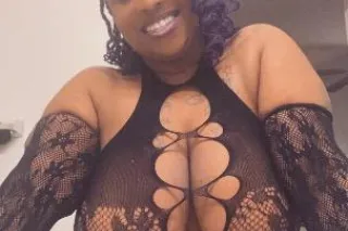 🛑Last Weekend in Queen City 🛑🏆Certified 🧠 Dr Mz. Melody Bustie Cutie on Duty - Image 3