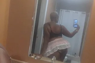 $60Incall Qv $60positive vibes! 420 friendly. No Rush - Image 9