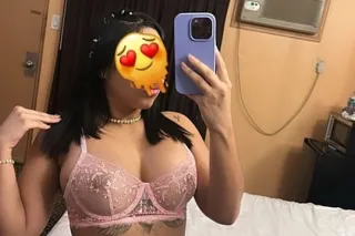 chica nueva en la ciudad - Image 2